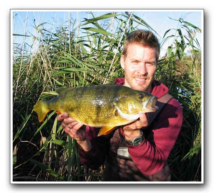 Mads Grosell med Monster søaborre på 2180 gr. - 49 cm