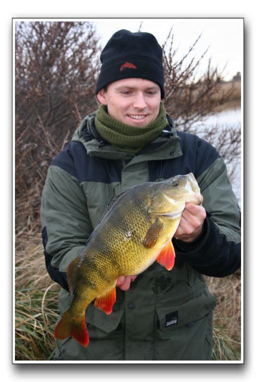 Henrik Carl med december aborre på 1775