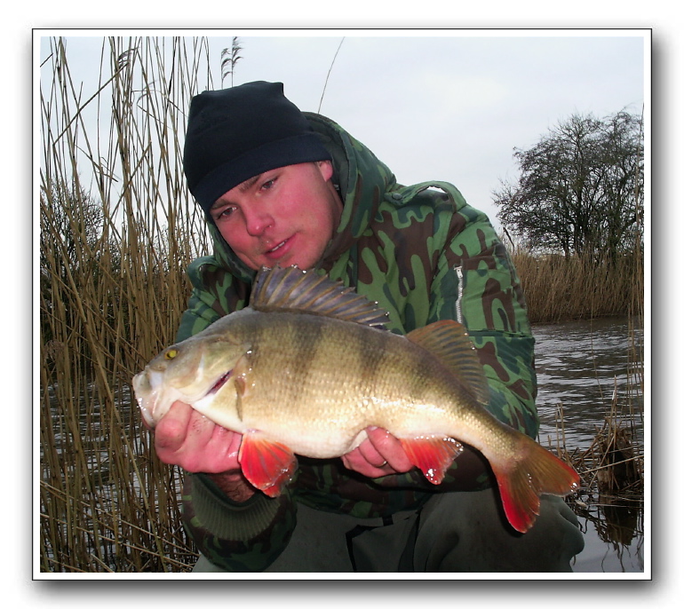 Christian Jakobsen 1.590 gr. 47 cm.