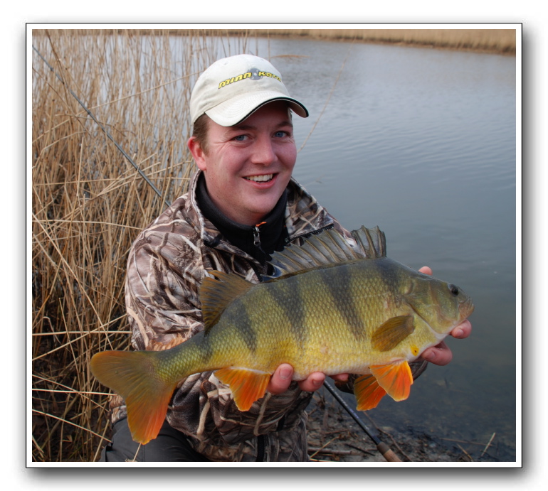 Tom Nielsen 1.875 gr 47 cm.