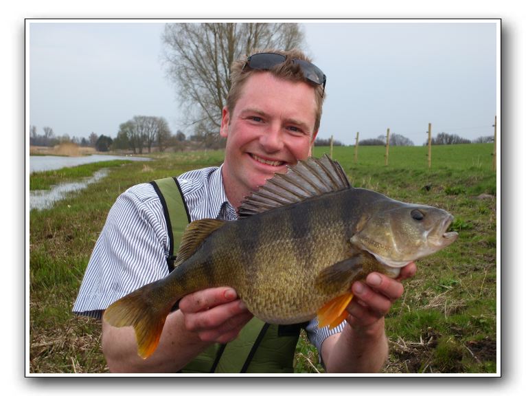 Martin Blond. 2.050 gr - 48.5 cm